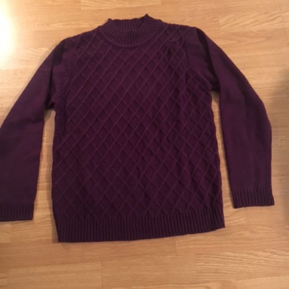 Sweater - Picture 2 of 2